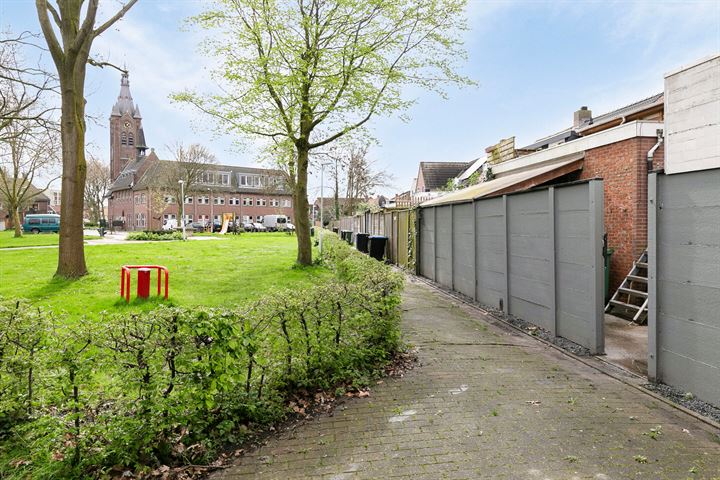 Bekijk foto 41 van Donze Visserstraat 123