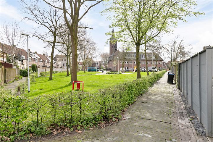 Bekijk foto 42 van Donze Visserstraat 123