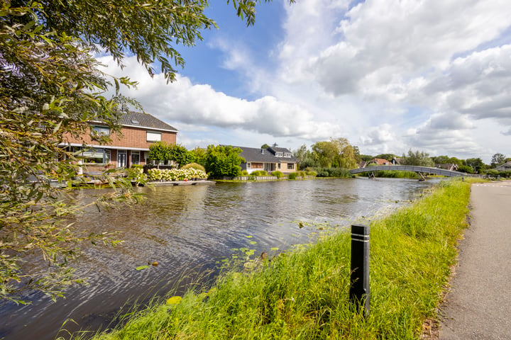 Bekijk foto 54 van van Alveringenweg 6