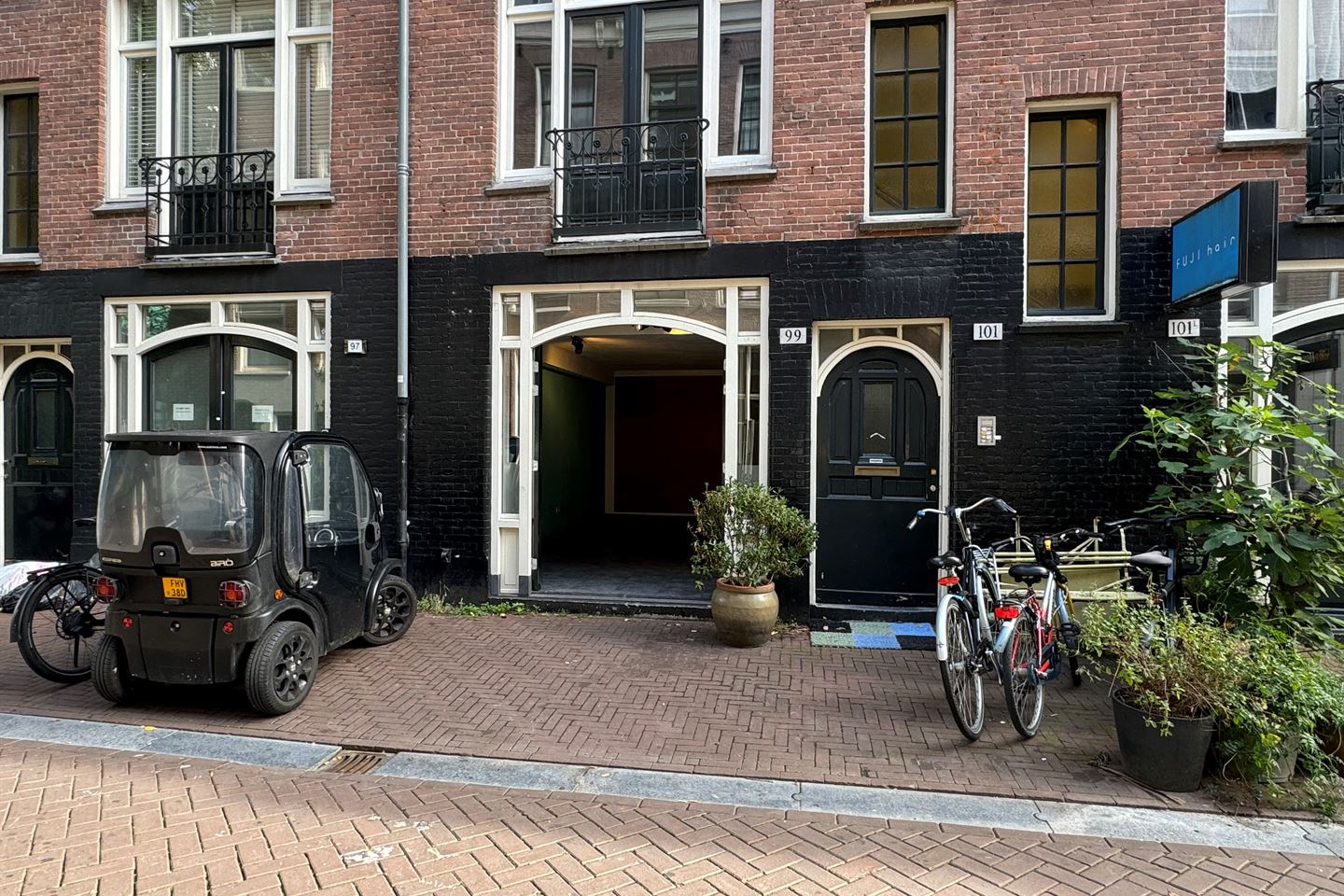 Bekijk foto 2 van Lange Leidsedwarsstraat 99