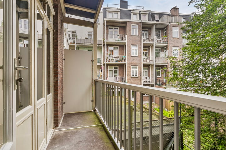 Bekijk foto 19 van Transvaalstraat 64-1