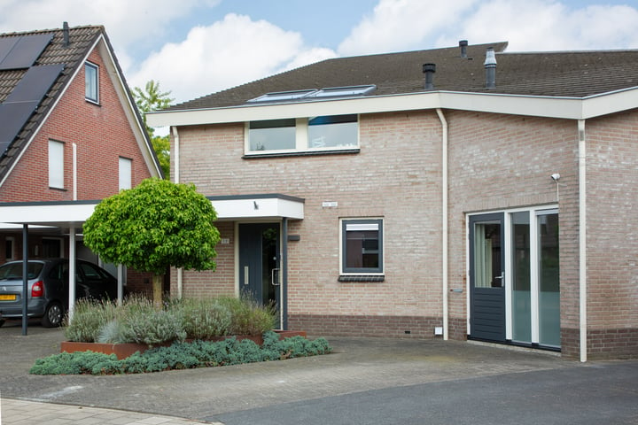 View photo 7 of Watersnipstraat 12