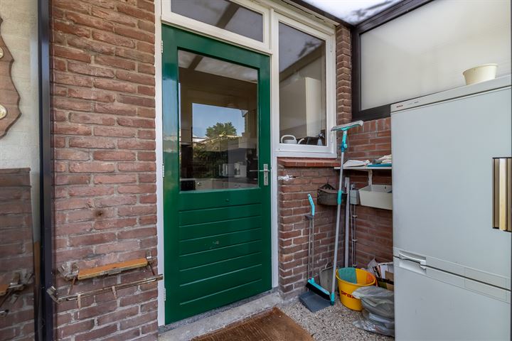 Bekijk foto 15 van Adelaarstraat 48