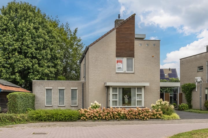 Foto 32 van Rijkenstraat 1