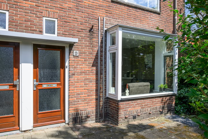 Bekijk foto 17 van Röntgenstraat 19