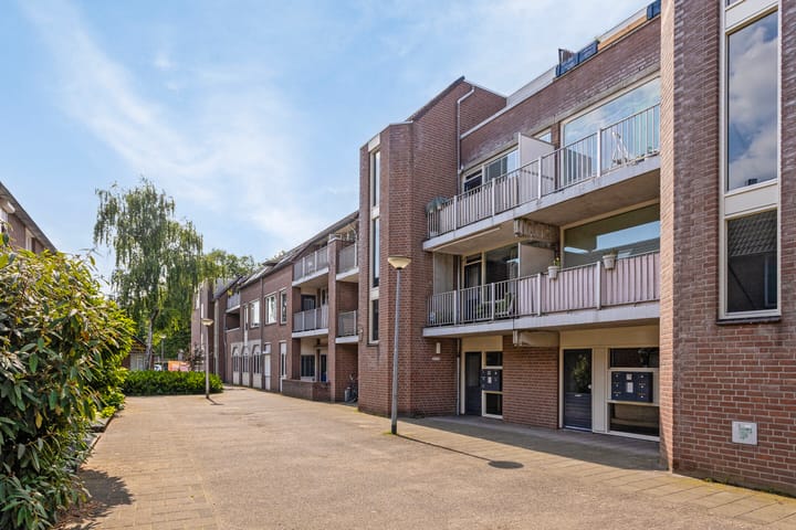 Foto 1 van Meijer van Leeuwenstraat 20