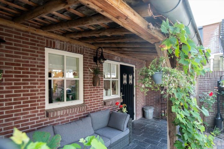 Foto 42 van Prinses Julianastraat 13