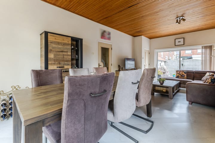 Photo 12 of van Dijklaan 21