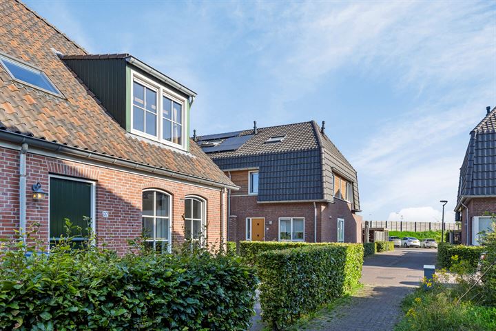 Bekijk foto 31 van Robert Josephstraat 37