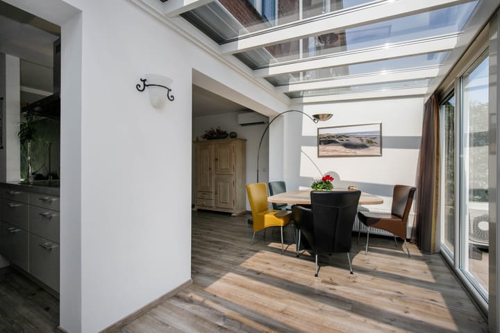 Photo 20 of Spoorstraat 32