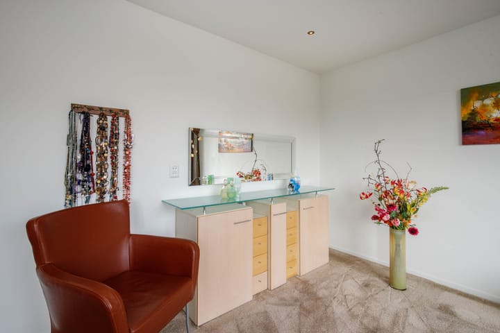 Photo 28 of Spoorstraat 32