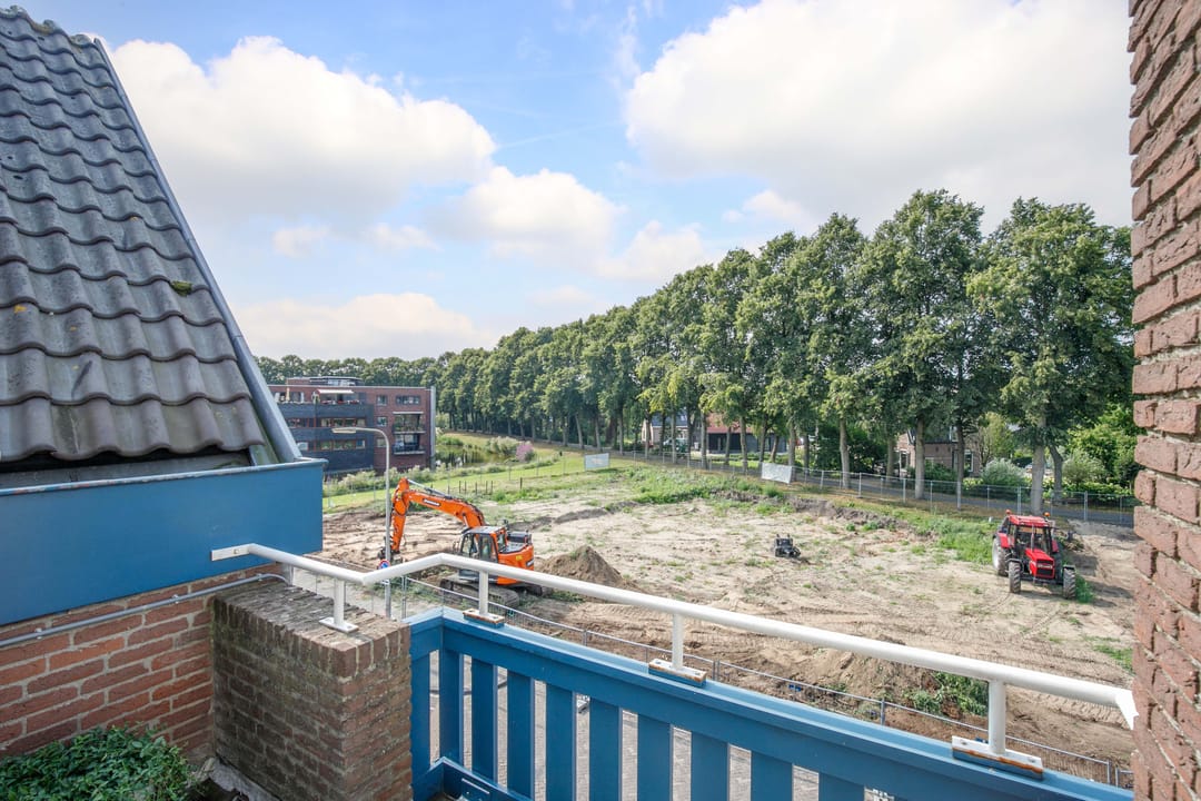 Foto 37 van Spoorstraat 32