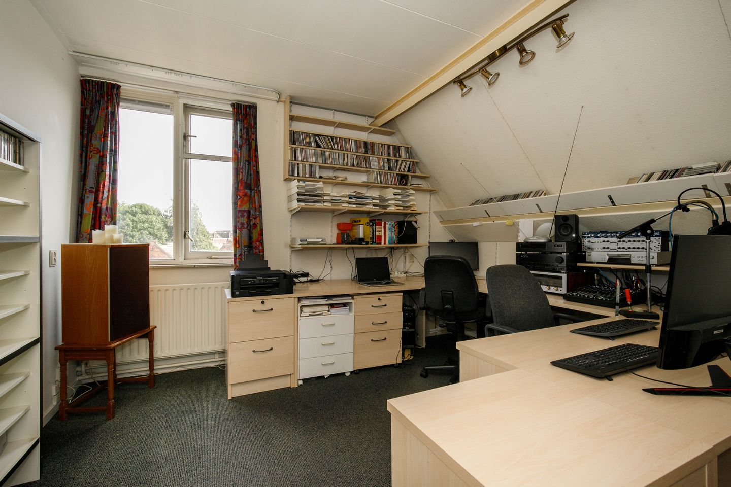 Foto 40 van Spoorstraat 32