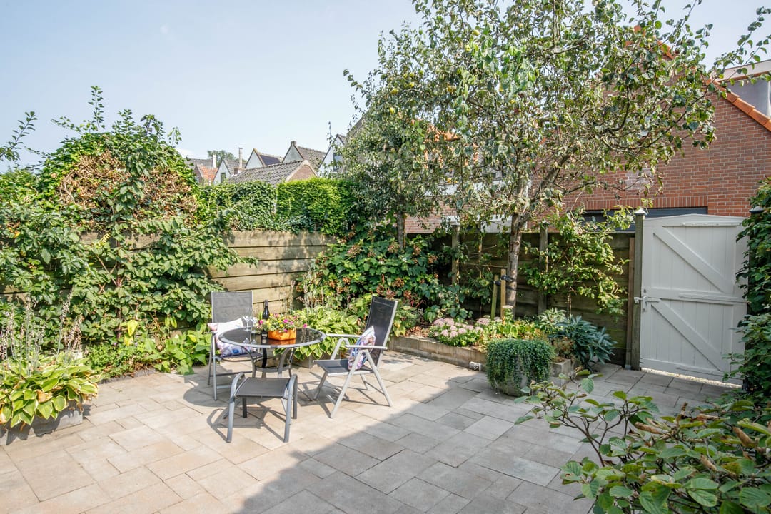 Foto 46 van Spoorstraat 32