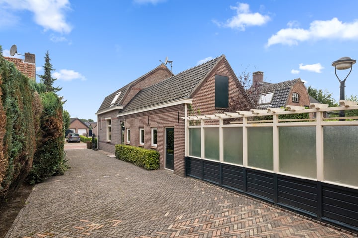 View photo 45 of Helvoirtsestraat 43