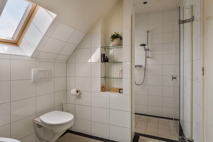 Foto 48 van Hogewaldstraat 17