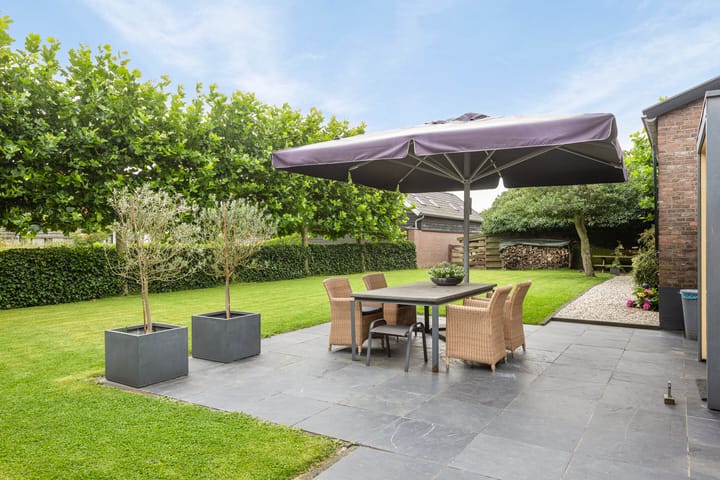 Foto 52 van Hogewaldstraat 17