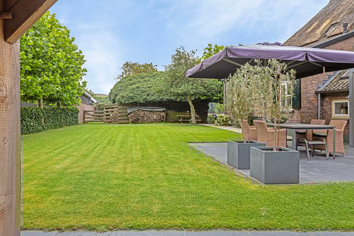 Foto 53 van Hogewaldstraat 17