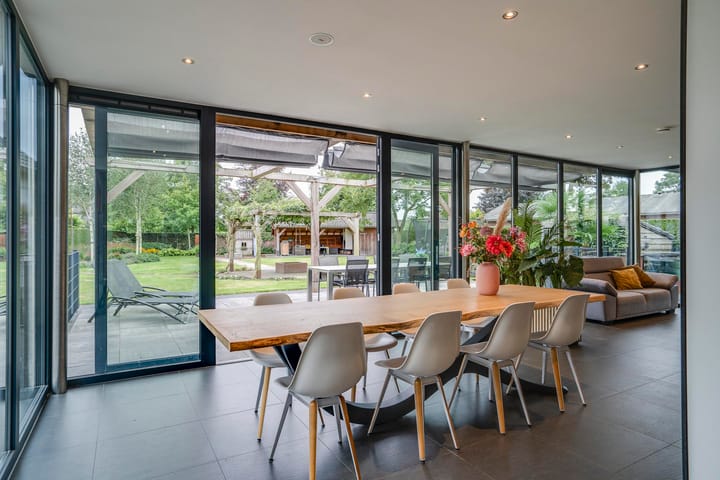 Photo 2 of Mgr Aertsstraat 42