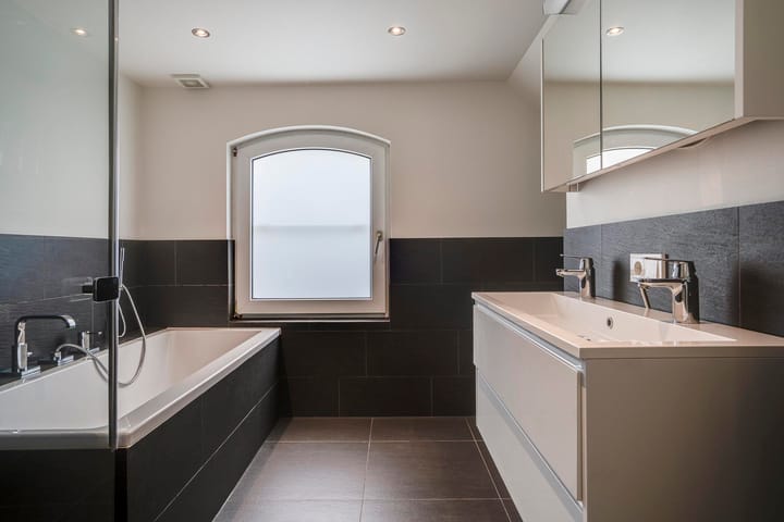 Photo 42 of Mgr Aertsstraat 42