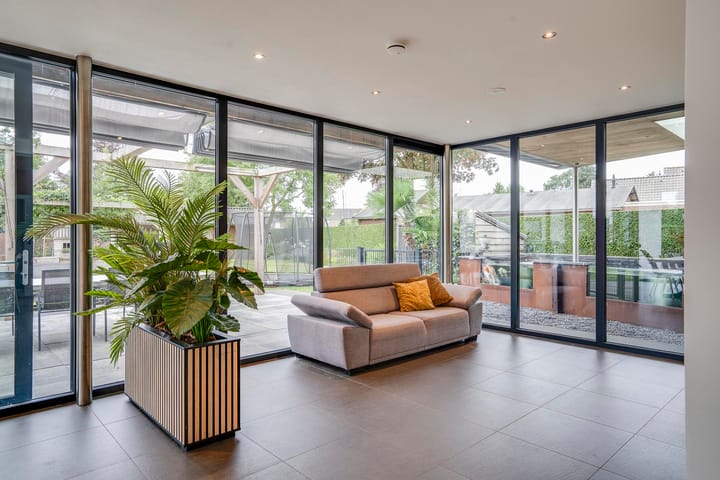 Photo 12 of Mgr Aertsstraat 42