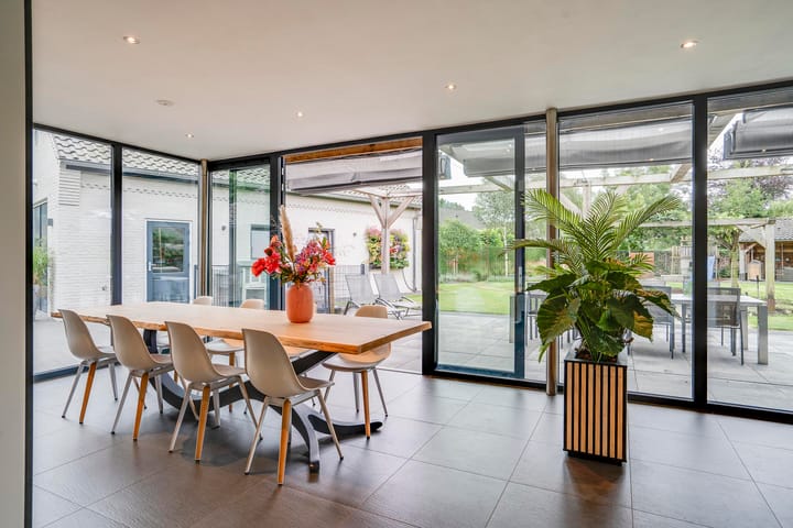 Photo 16 of Mgr Aertsstraat 42