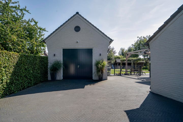 Photo 52 of Mgr Aertsstraat 42