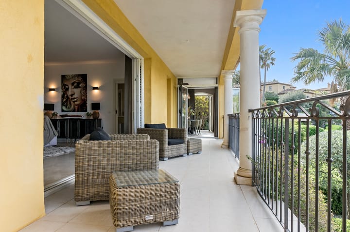 Foto 11 van 4 Rue Paul Arene