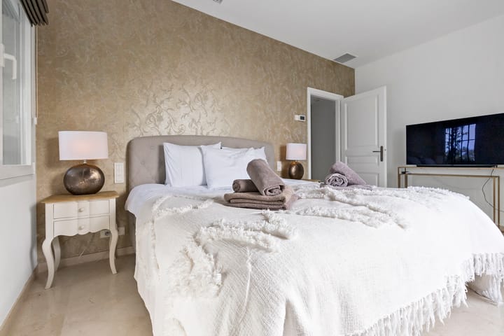 Foto 34 van 4 Rue Paul Arene