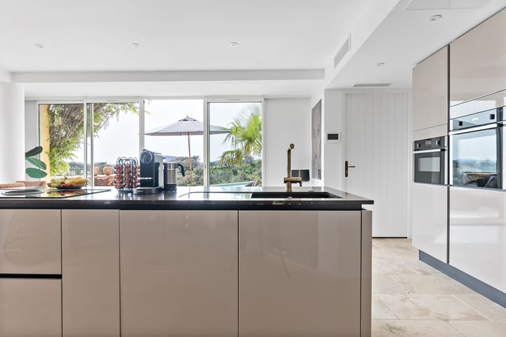 Foto 54 van 4 Rue Paul Arene