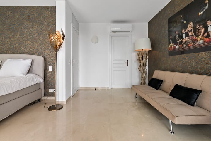 Foto 57 van 4 Rue Paul Arene