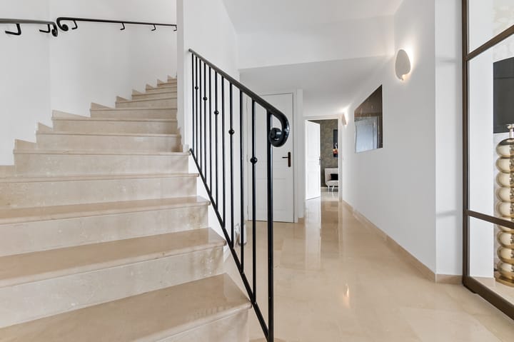 Foto 44 van 4 Rue Paul Arene