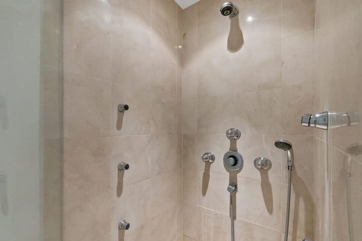 Foto 62 van 4 Rue Paul Arene