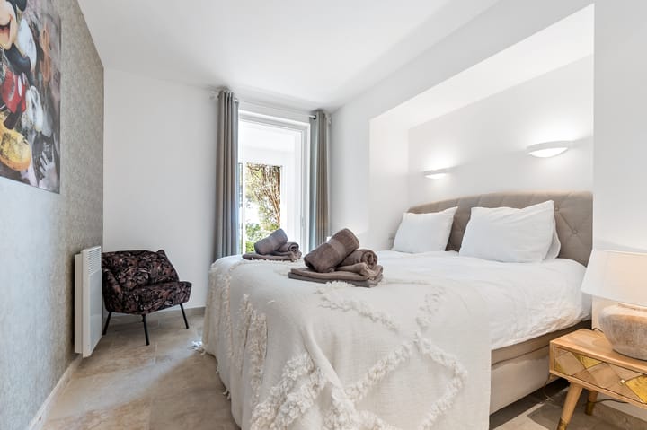 Foto 68 van 4 Rue Paul Arene