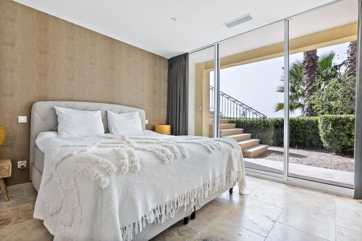 Foto 72 van 4 Rue Paul Arene