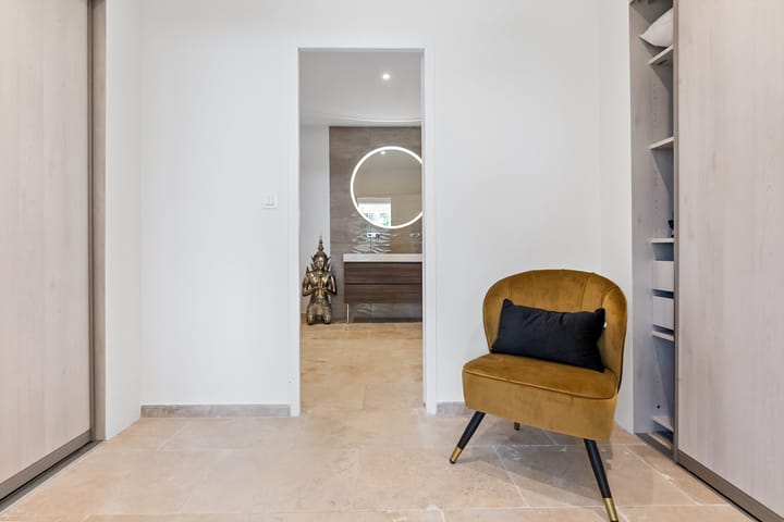 Foto 73 van 4 Rue Paul Arene