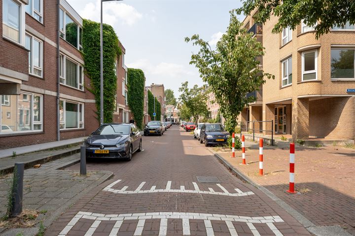 View photo 25 of Bergstraat 33