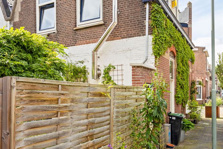 View photo 28 of Marthinus Steynstraat 88