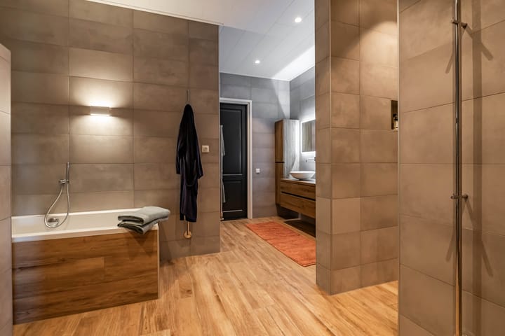 Photo 21 of Noordlaarderweg 11