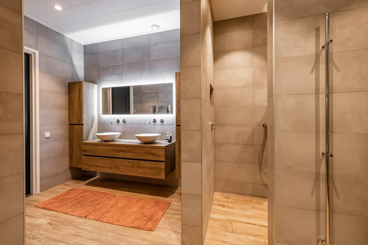 Photo 24 of Noordlaarderweg 11