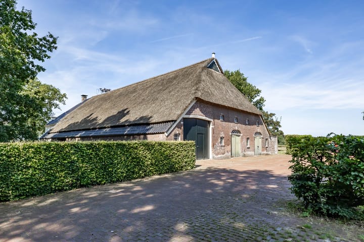 Photo 47 of Noordlaarderweg 11