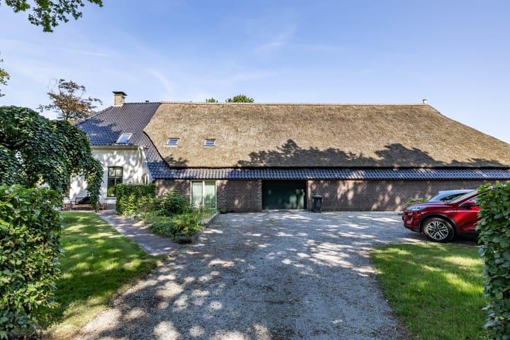 Photo 48 of Noordlaarderweg 11