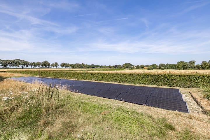 Photo 54 of Noordlaarderweg 11