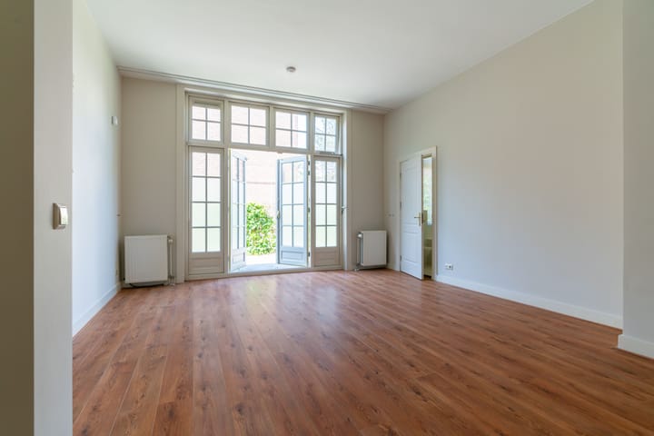 Foto 25 van Scheveningseweg 110-E