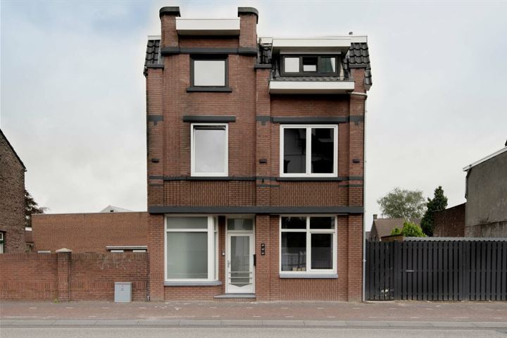 Bekijk foto 1 van Grotestraat 30-A