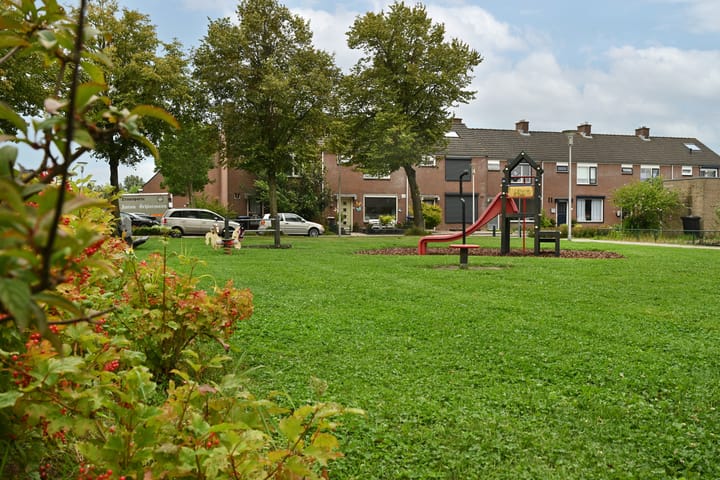 Photo 37 of Korte Meten 10