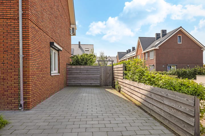 Foto 8 van Valkappel 62