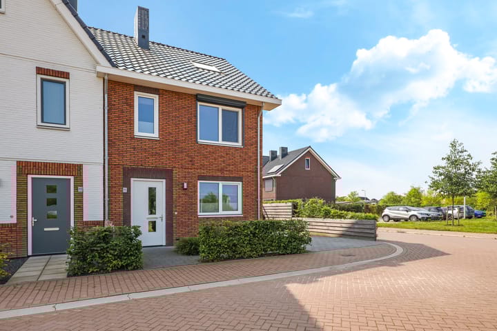 Foto 10 van Valkappel 62