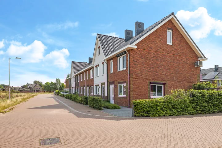 Foto 69 van Valkappel 62