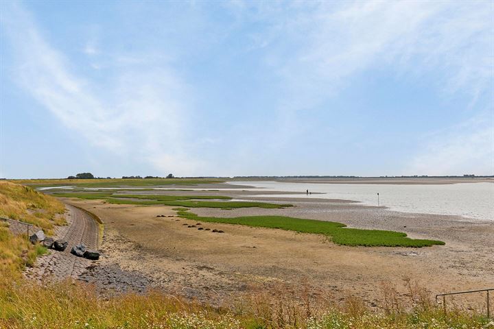 Bekijk foto 40 van Langeweg 38